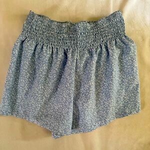 Woman shorts